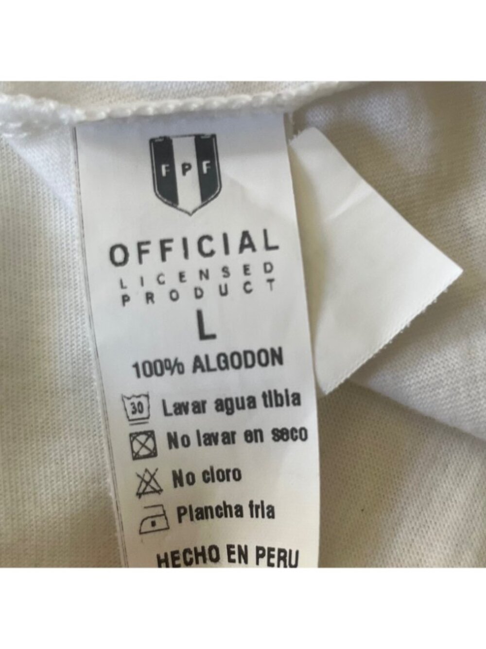 FPF Vamos Peru Soccer Futbol Tshirt Womens Large White New Official Licensed - Picture 10 of 11